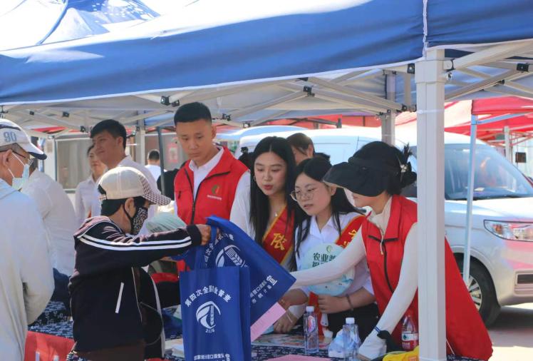数启新篇 普绘农情 营口市举办第十七届中国统计开放日活动